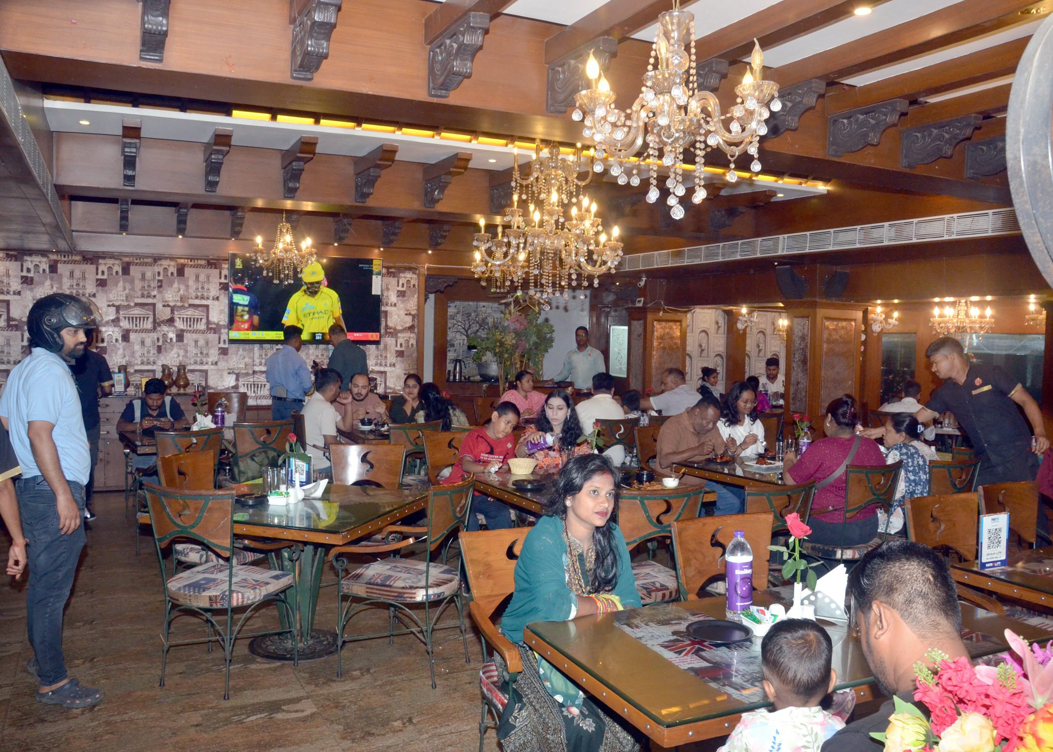 Golden Spoon interior view 28